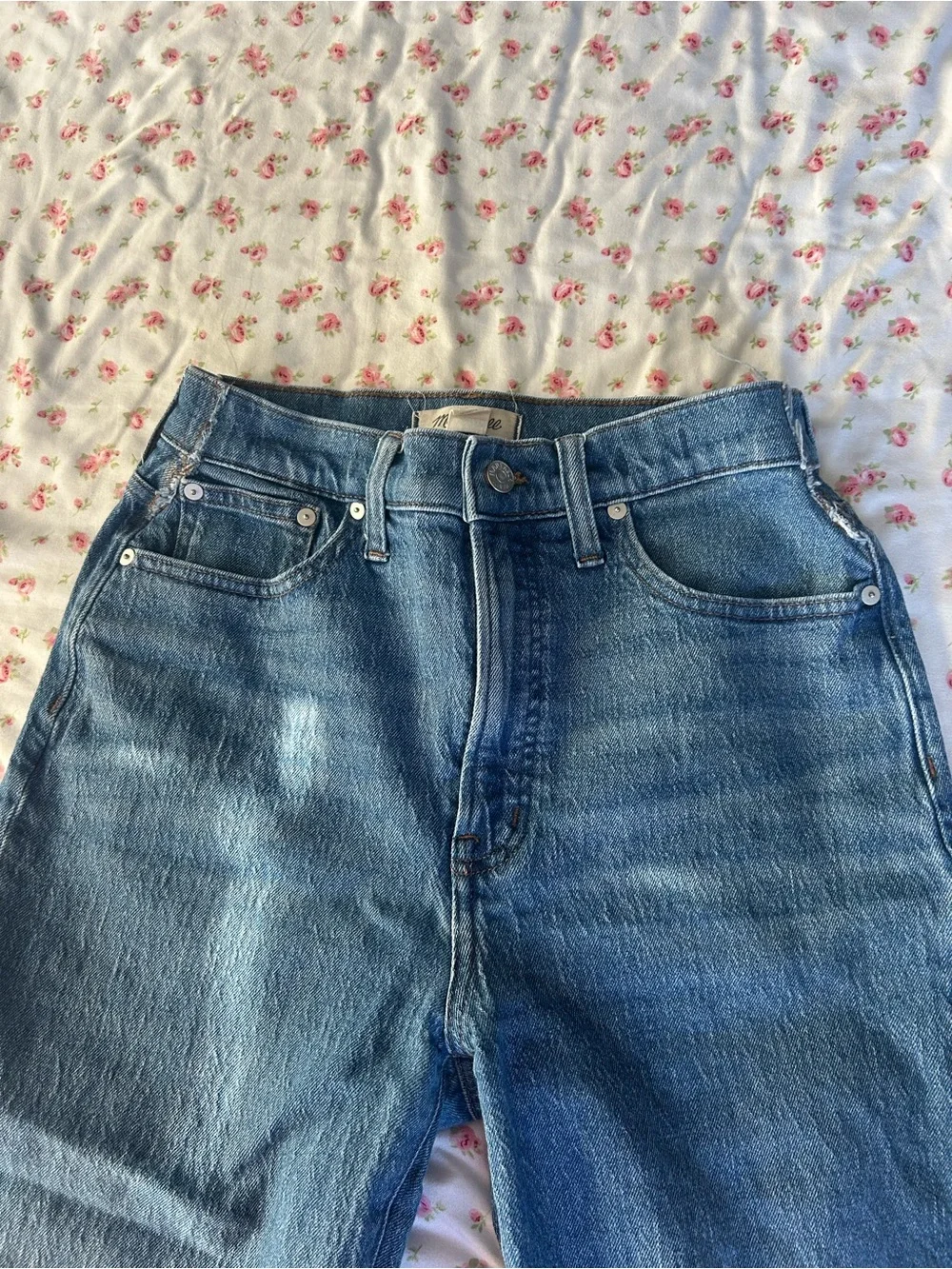 Madewell Medium Blue Wide-Leg Jeans with Frayed Hem